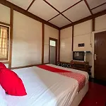 Oyo 93277 Villa Kemiloko Syariah