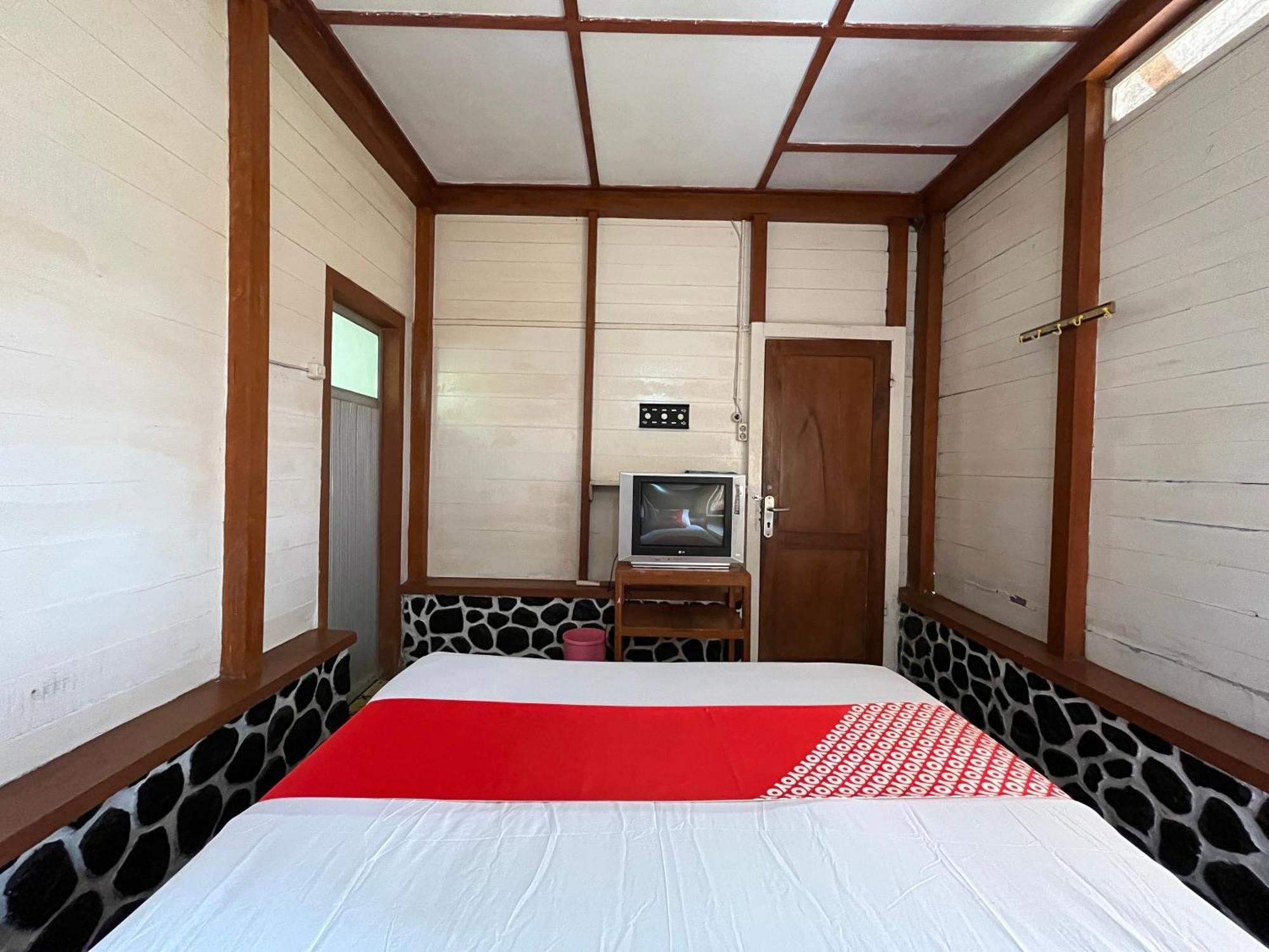 Oyo 93277 Kemiloko Syariah Hotel